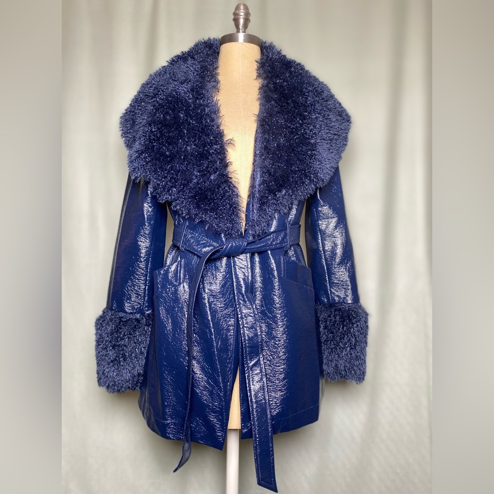 SHEIN Navy Teddy Jacket with Faux Fur Trim